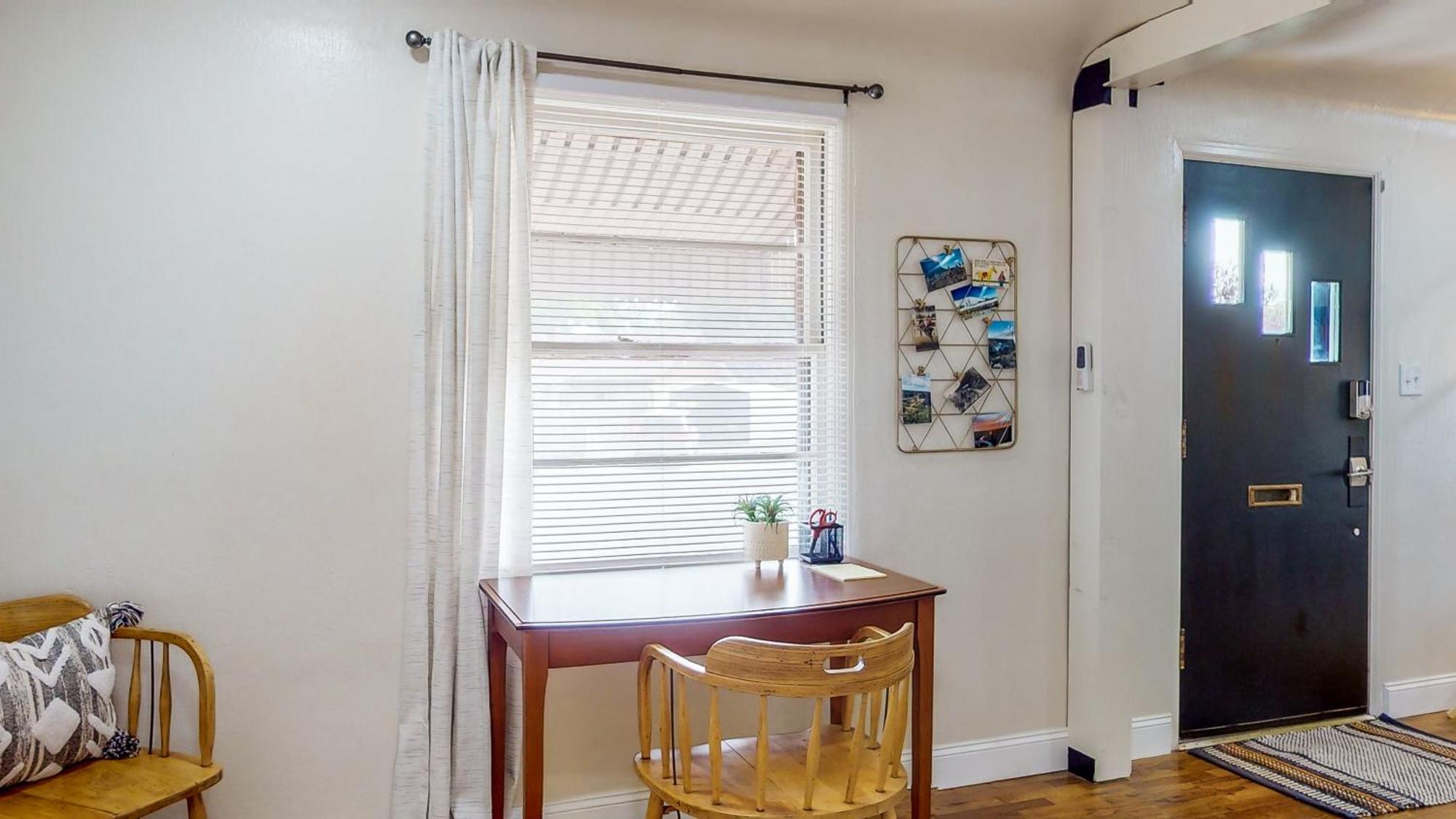 טווין פולס Charming Downtown Bungalow - King Bed, Office מראה חיצוני תמונה